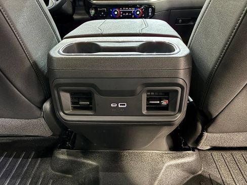 Used 2025 Chevrolet Silverado 1500 LT Trail Boss AWD/4WD image 29