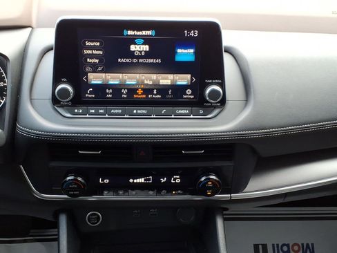 Certified 2023 Nissan Rogue SV image 24