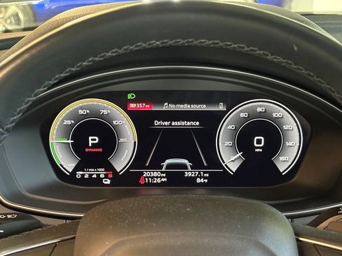 Used 2024 Audi Q5 e Premium Plus w/ Premium Plus Package AWD/4WD image 24
