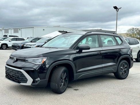 New 2026 Volkswagen Taos S FWD image 24