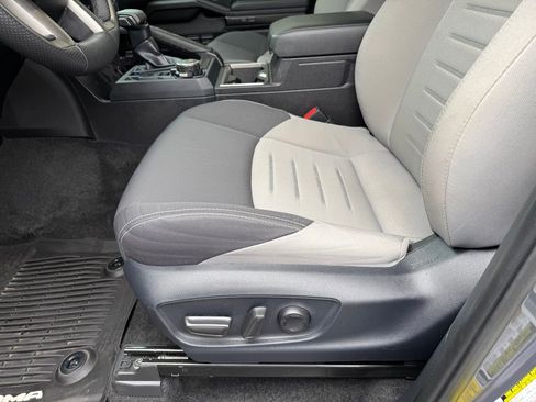 Used 2024 Toyota Tacoma TRD Sport image 14