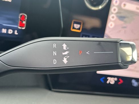 New 2026 Chevrolet Traverse LT w/ Sun and Wheel Package image 15