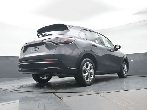 Used 2023 Honda HR-V LX image 27