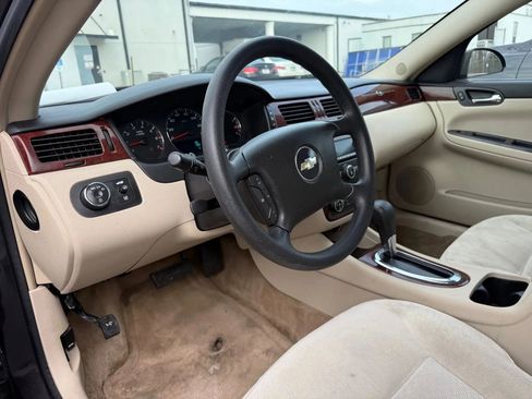 Used 2009 Chevrolet Impala LT image 11
