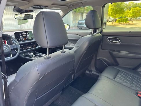 Used 2023 Nissan Rogue Platinum AWD/4WD image 28