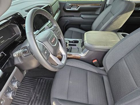 Used 2024 GMC Sierra 1500 Elevation image 14