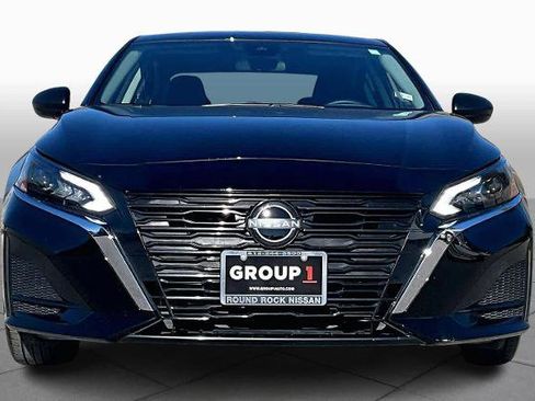 Certified 2025 Nissan Altima 2.5 S image 4