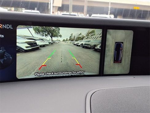 New 2026 Lincoln Nautilus Premier image 13