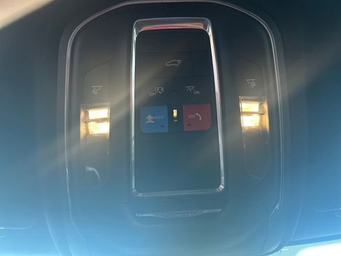 Used 2024 Jeep Grand Cherokee Altitude image 21