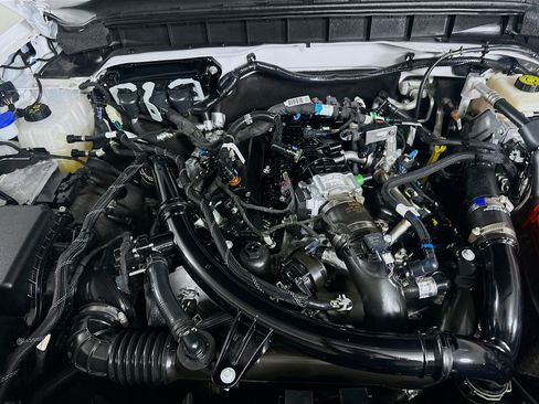 Used 2024 Ford Bronco Black Diamond image 33