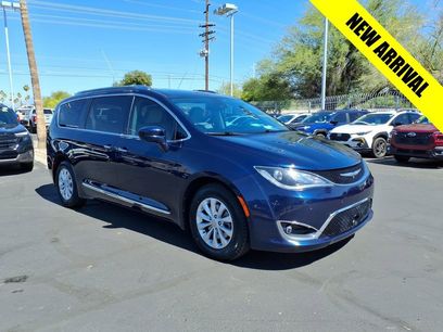 Used 2018 Chrysler Pacifica Touring-L Plus w/ Advanced Safetytec Group