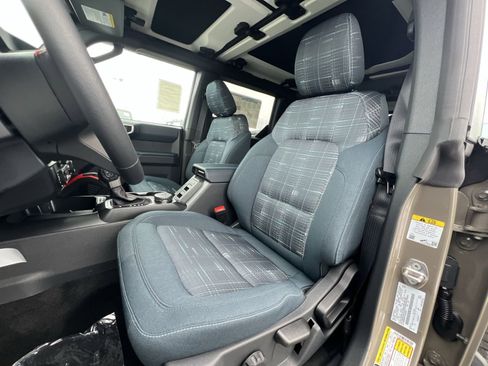 New 2026 Ford Bronco Heritage Edition image 13