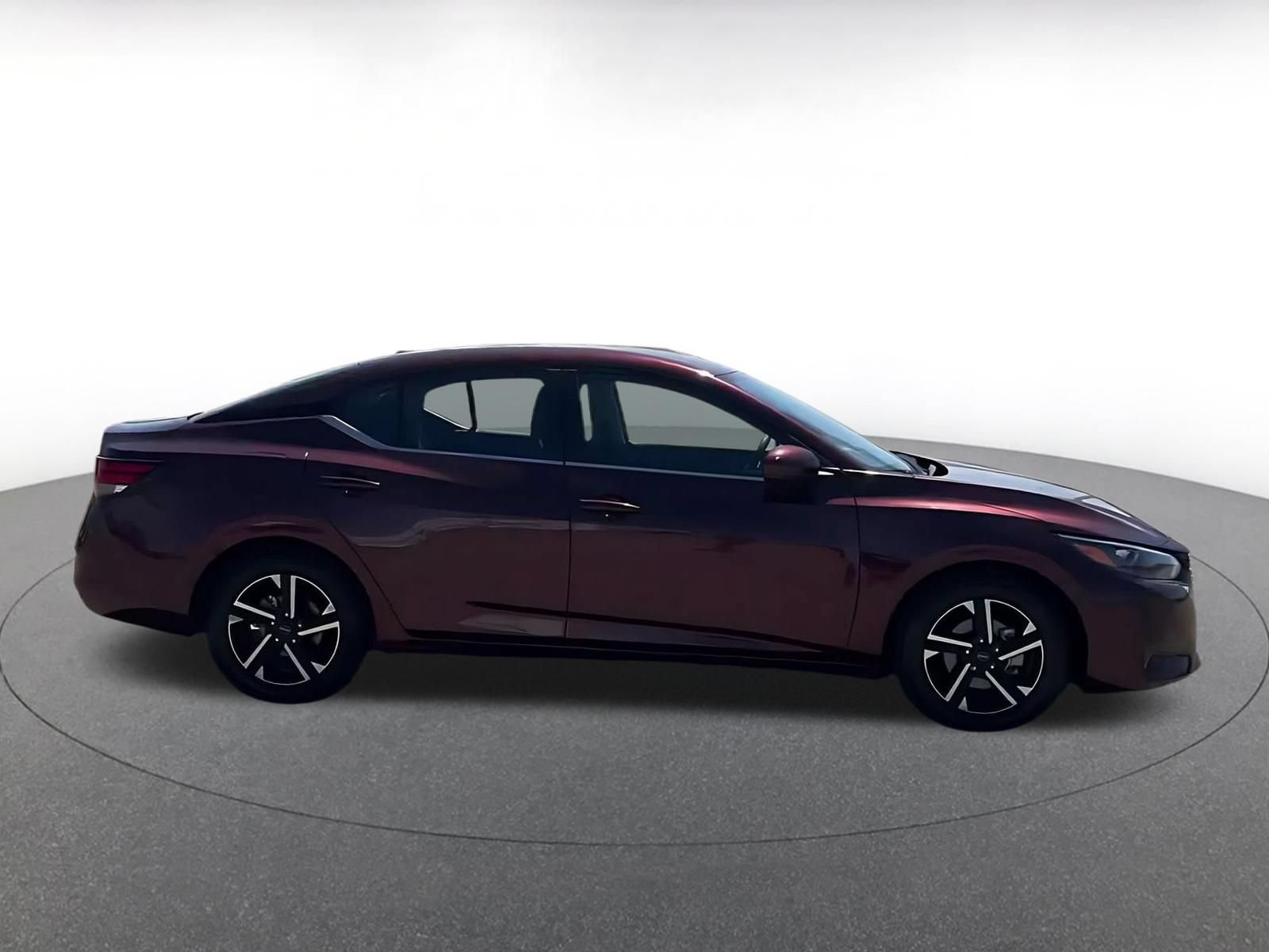 Used 2025 Nissan Sentra SV FWD image 15