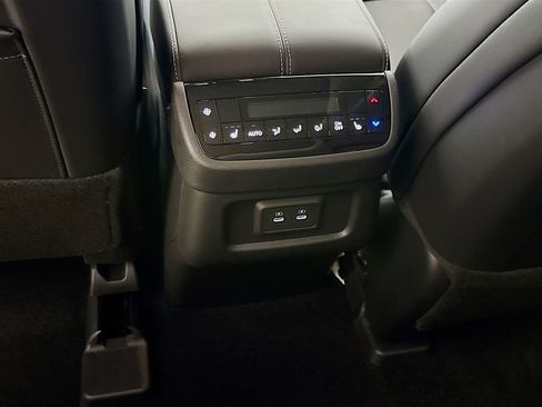 New 2026 INFINITI QX60 Luxe image 30