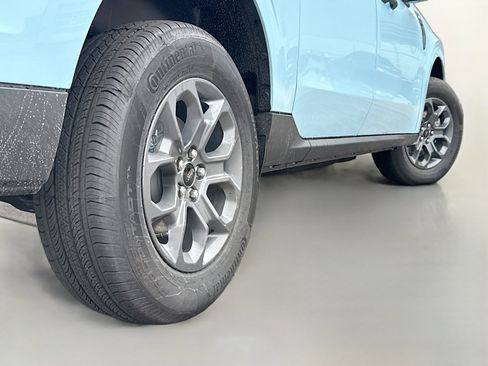 New 2026 Ford Maverick XLT AWD/4WD image 13