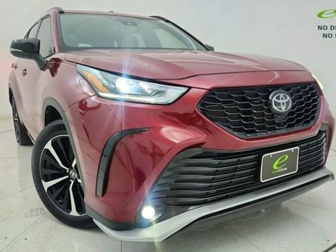 Used 2022 Toyota Highlander XSE AWD/4WD image 91