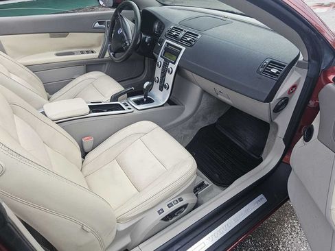 Used 2011 Volvo C70 T5 w/ Convenience Pkg FWD image 13