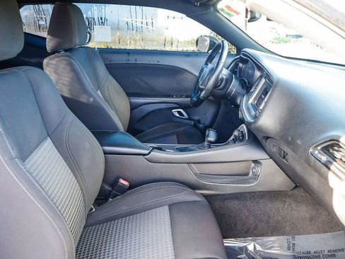 Certified 2022 Dodge Challenger SXT w/ Blacktop Package image 17