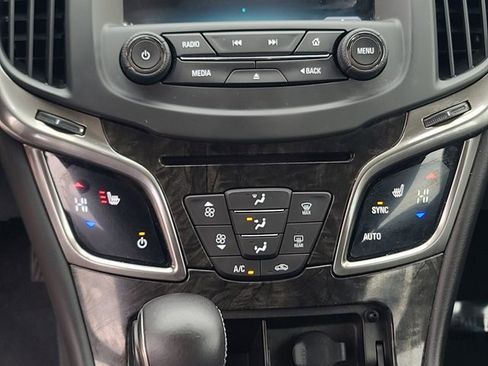 Used 2015 Buick LaCrosse Leather image 18