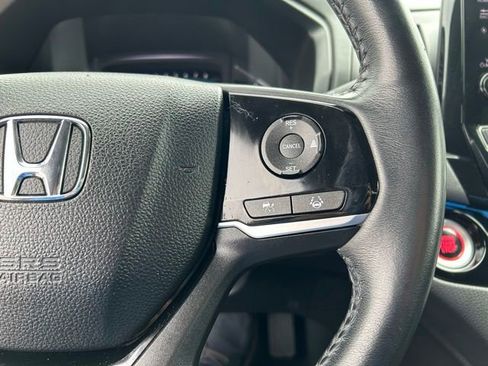 Used 2023 Honda Odyssey Touring image 18