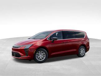 New 2027 Chrysler Pacifica Select FWD video 2