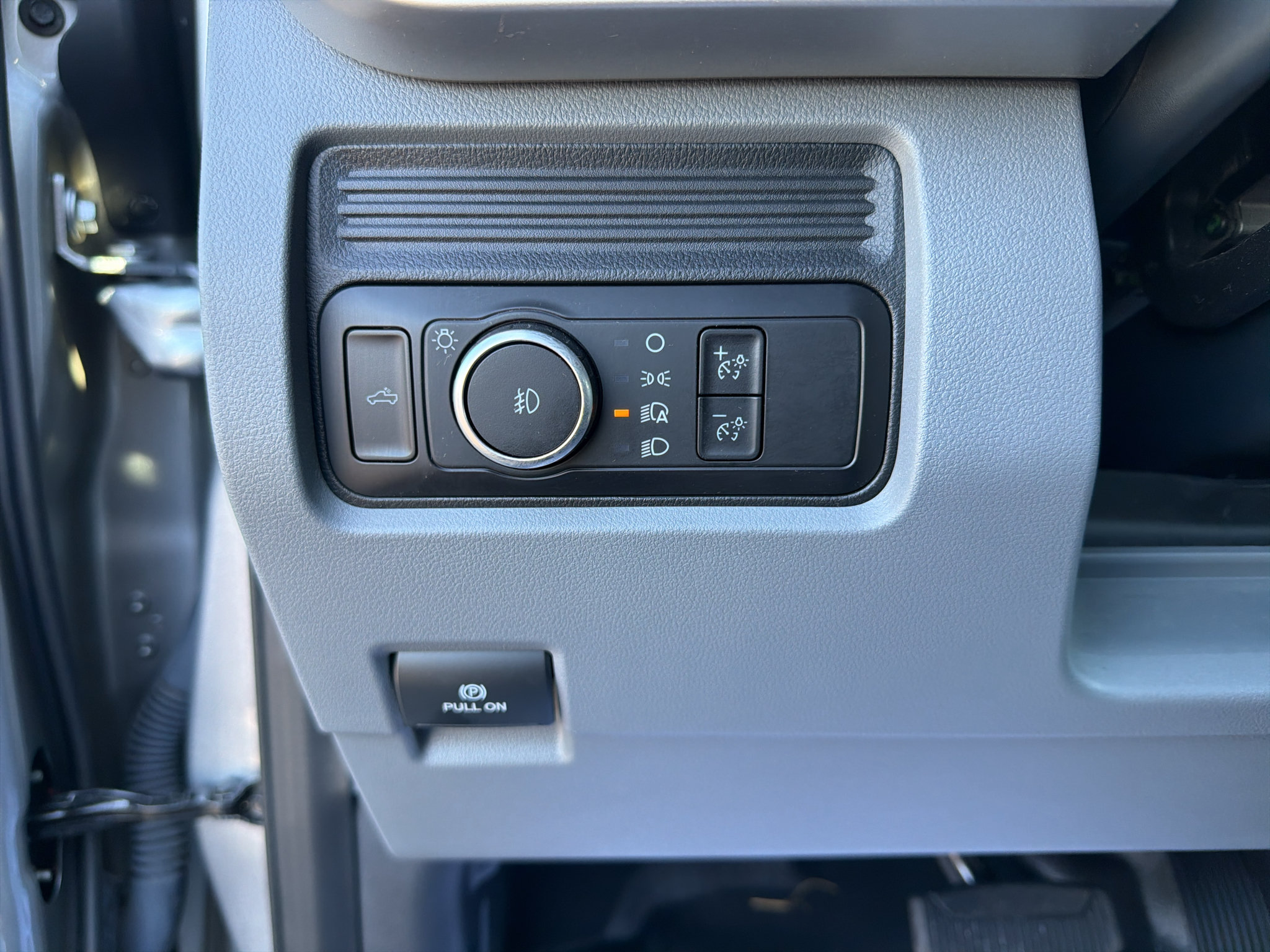 Used 2023 Ford F350 XL AWD/4WD image 17