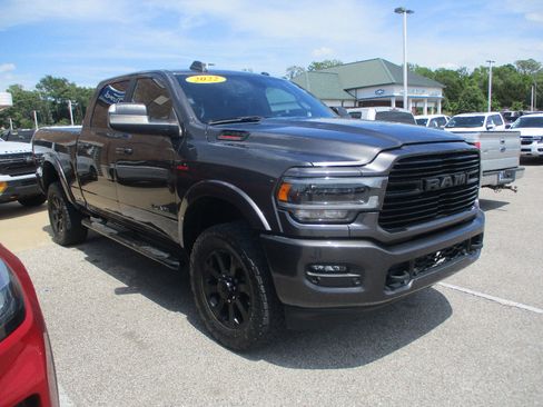 Used 2022 RAM 2500 Laramie w/ Night Edition AWD/4WD image 1