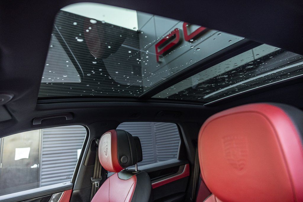 Certified 2025 Porsche Cayenne E-Hybrid AWD/4WD image 16