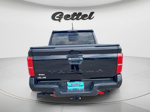 Certified 2024 Toyota Tacoma SR5 AWD/4WD image 6