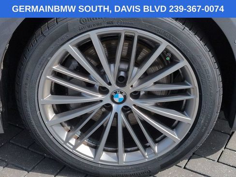 Used 2020 BMW 530i w/ Premium Package RWD image 12