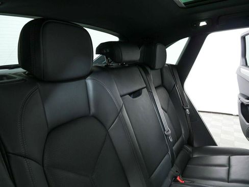 Certified 2026 Porsche Macan Turbo AWD/4WD image 22