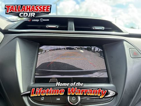 Used 2023 Chevrolet TrailBlazer LT FWD image 22