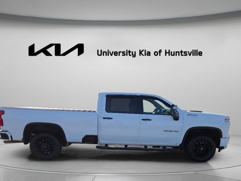 Used 2022 Chevrolet Silverado 2500 LTZ w/ LTZ Plus Package image 2