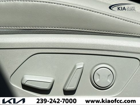 New 2026 Kia Sorento S image 24