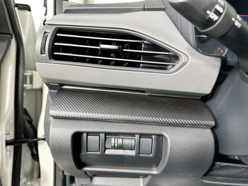 Certified 2025 Subaru Crosstrek 2.5i Limited w/ Popular Package #3A image 10