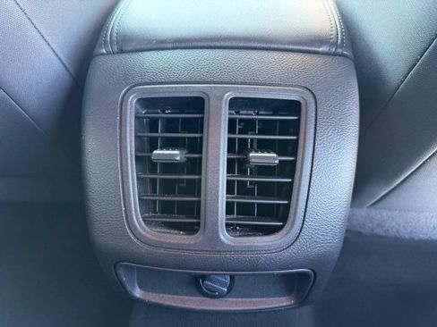 Used 2019 Ford Taurus SEL w/ Equipment Group 201A FWD image 36