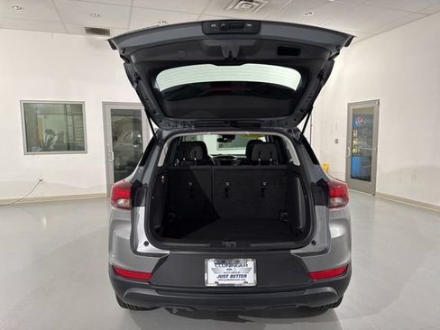 Used 2023 Chevrolet TrailBlazer LS w/ LPO, Blackout Package FWD image 11