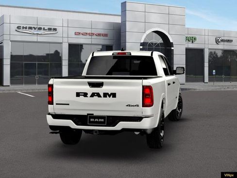 New 2026 RAM 1500 4x4 Crew Cab image 11