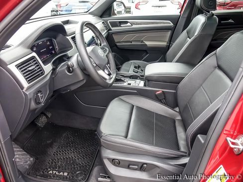 Used 2022 Volkswagen Atlas Cross Sport SE FWD image 10