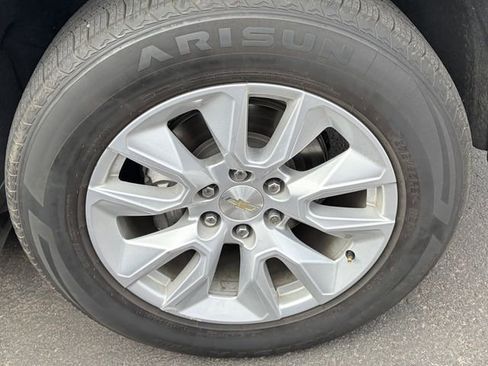 Used 2022 Chevrolet Silverado 1500 Custom image 4