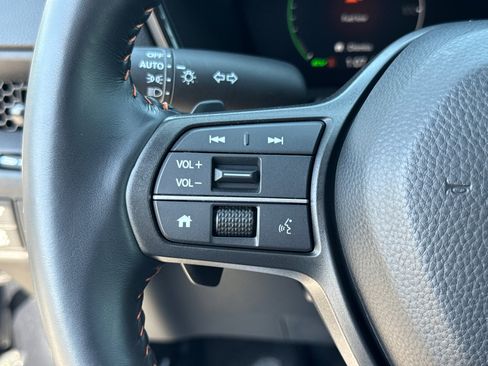 Used 2025 Honda CR-V Sport-L image 25