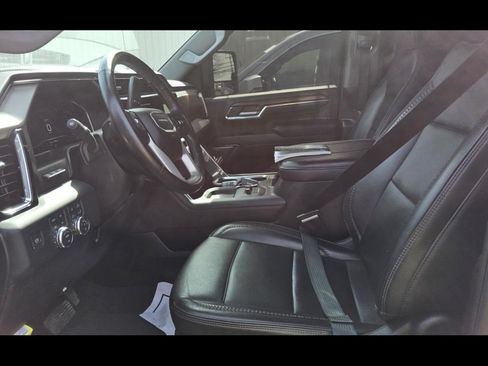 Used 2024 GMC Sierra 3500 Denali w/ Denali Reserve Package AWD/4WD image 10