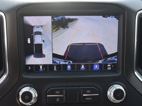 Used 2022 GMC Sierra 2500 AT4 w/ AT4 Preferred Package AWD/4WD image 27