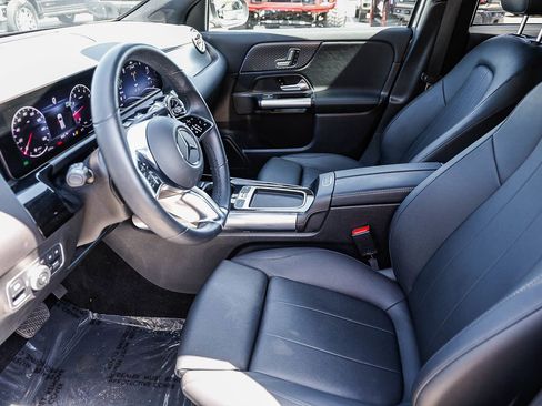 Certified 2025 Mercedes-Benz GLA 250 image 18