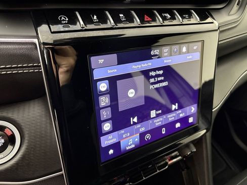 Used 2025 Jeep Grand Cherokee L Laredo image 26