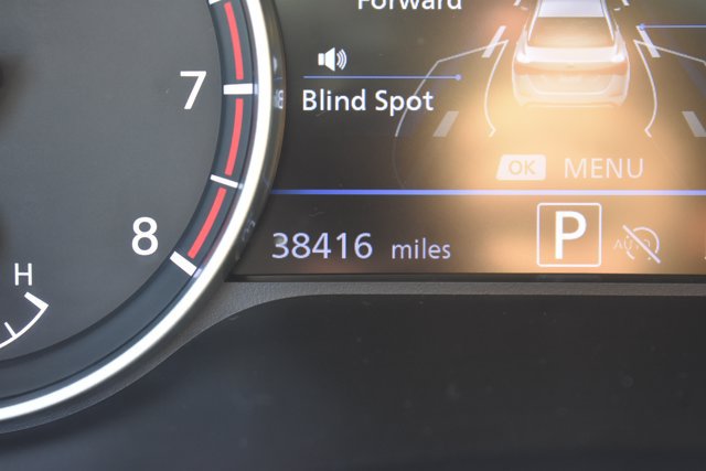 Used 2024 Nissan Sentra SR FWD image 22