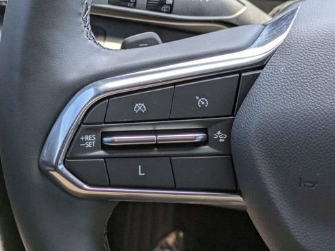 Used 2025 Chevrolet Equinox LT FWD image 25