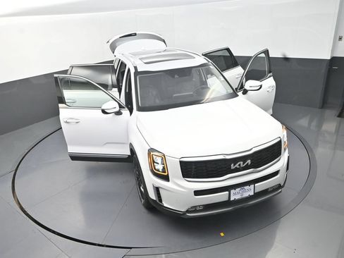 Used 2022 Kia Telluride SX w/ Towing Package AWD/4WD image 30