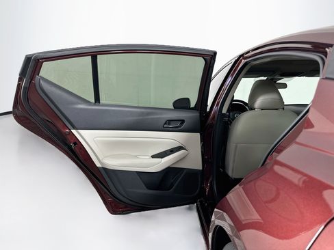 Used 2023 Nissan Altima 2.5 SV w/ SV Premium Package FWD image 27