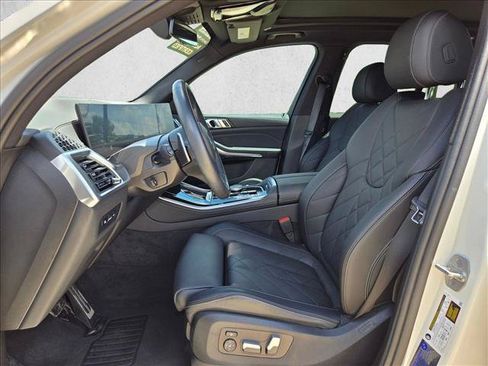 Used 2025 BMW X5 sDrive40i w/ M Sport Package RWD image 14